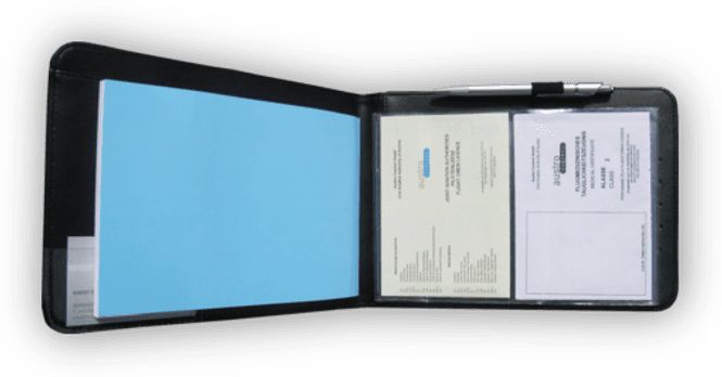 Hovedbilde Design4Pilots Logbook cover medium