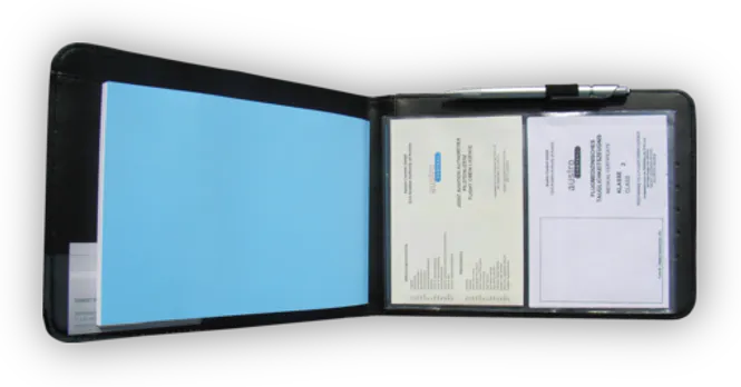 Hovedbilde Design4Pilots Logbook cover medium